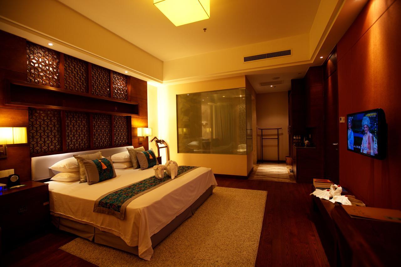 Wu XI Shan Se Hotel Qingyang  Exterior photo